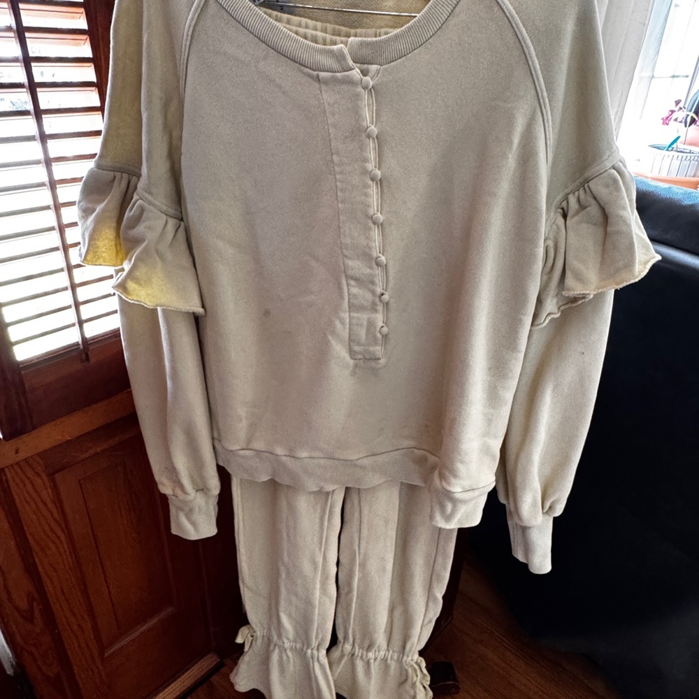 Something Navy Meghan Ruffle sweatsuit.